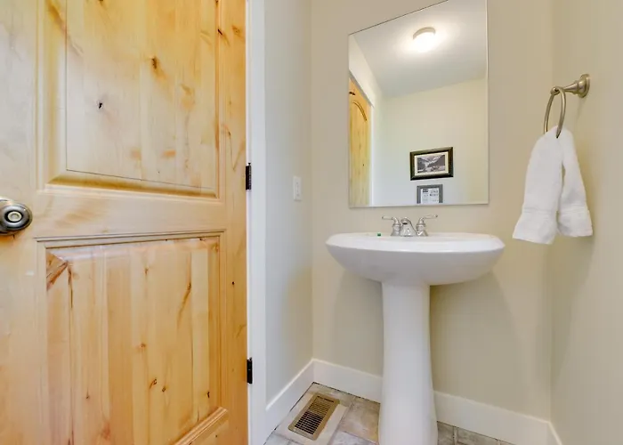 Star Valley Ranch W/ Private Hot Tub! Holiday home *